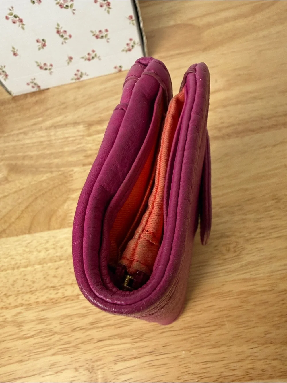 Used Fossil Women’s Leather Wallet Organizer